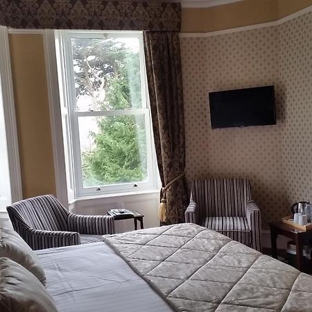 Pencubitt House Guest House ลิสคาร์ด ห้อง รูปภาพ
