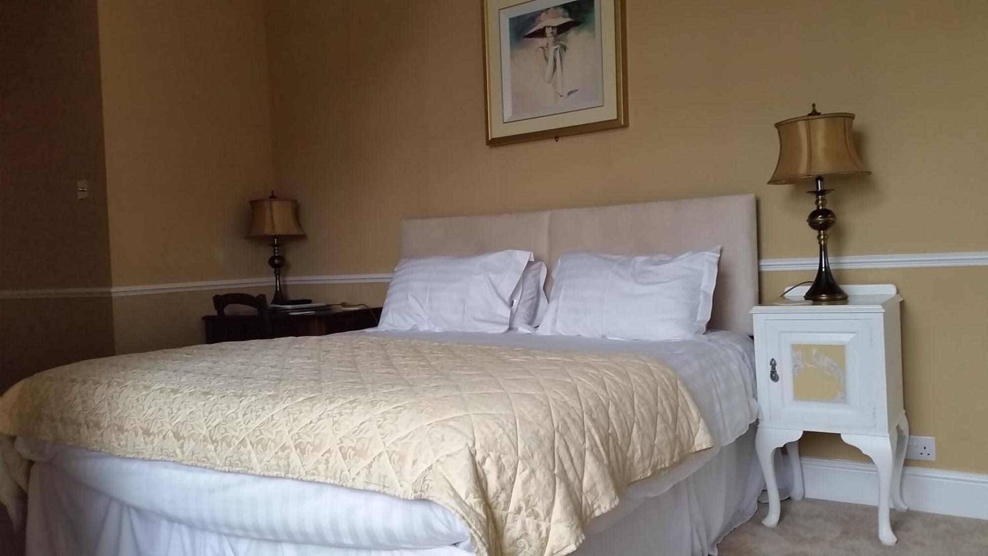 Pencubitt House Guest House ลิสคาร์ด ห้อง รูปภาพ