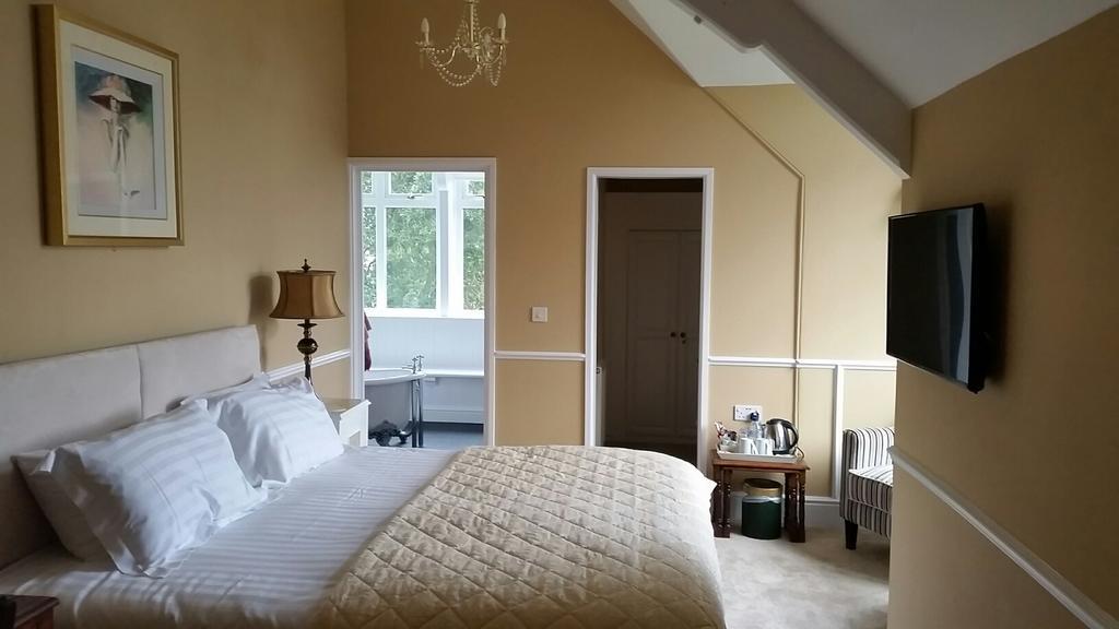 Pencubitt House Guest House ลิสคาร์ด ภายนอก รูปภาพ