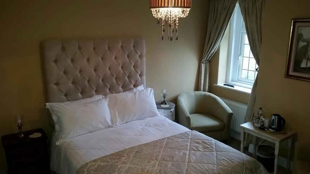 Pencubitt House Guest House ลิสคาร์ด ภายนอก รูปภาพ