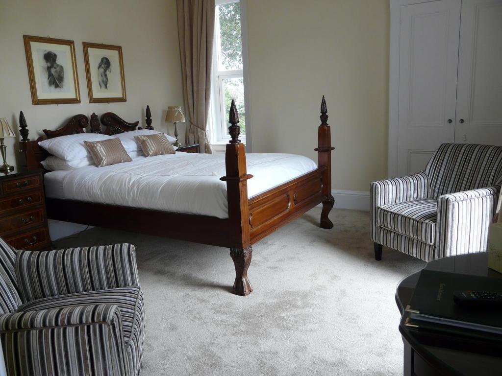 Pencubitt House Guest House ลิสคาร์ด ห้อง รูปภาพ
